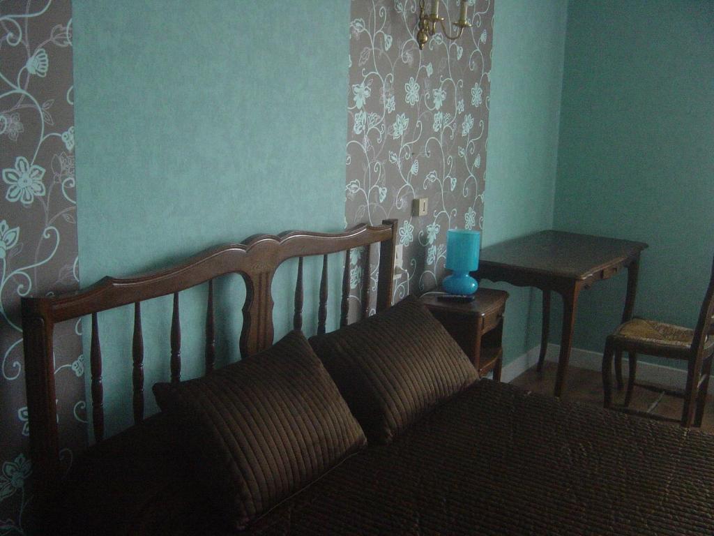 Chambre D'Hote La Frezelle Rouvres-la-Chetive Room photo