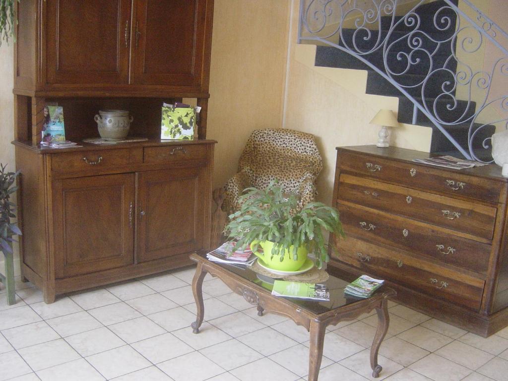 Chambre D'Hote La Frezelle Rouvres-la-Chetive Exterior photo